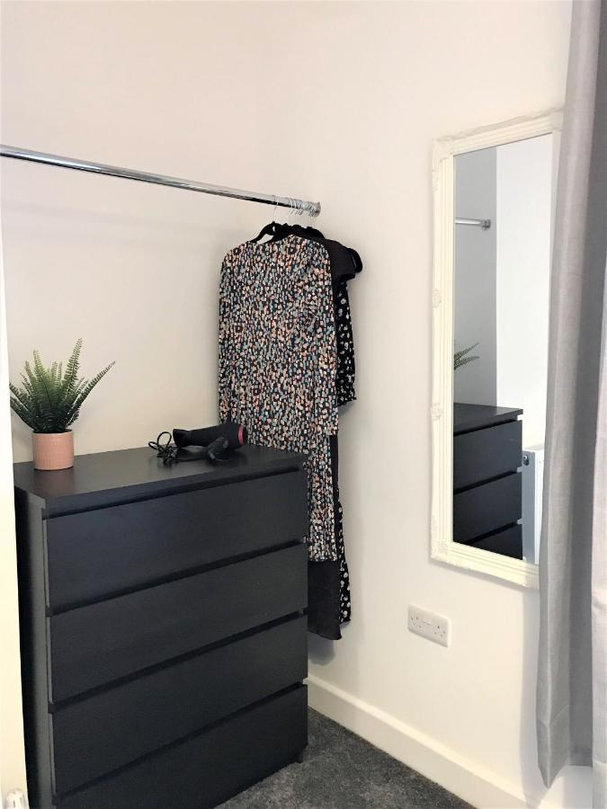 Stylish Modern 3-Bed House Nr Manchester City Ctr Уайтфийлд Екстериор снимка